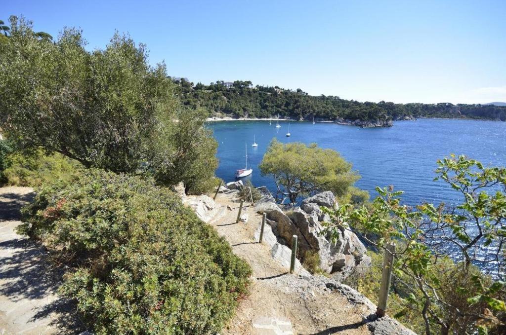 Studio Equipe-Climatise Avec Balcon Au Mourillon A 20M De La Plage Toulon Dış mekan fotoğraf